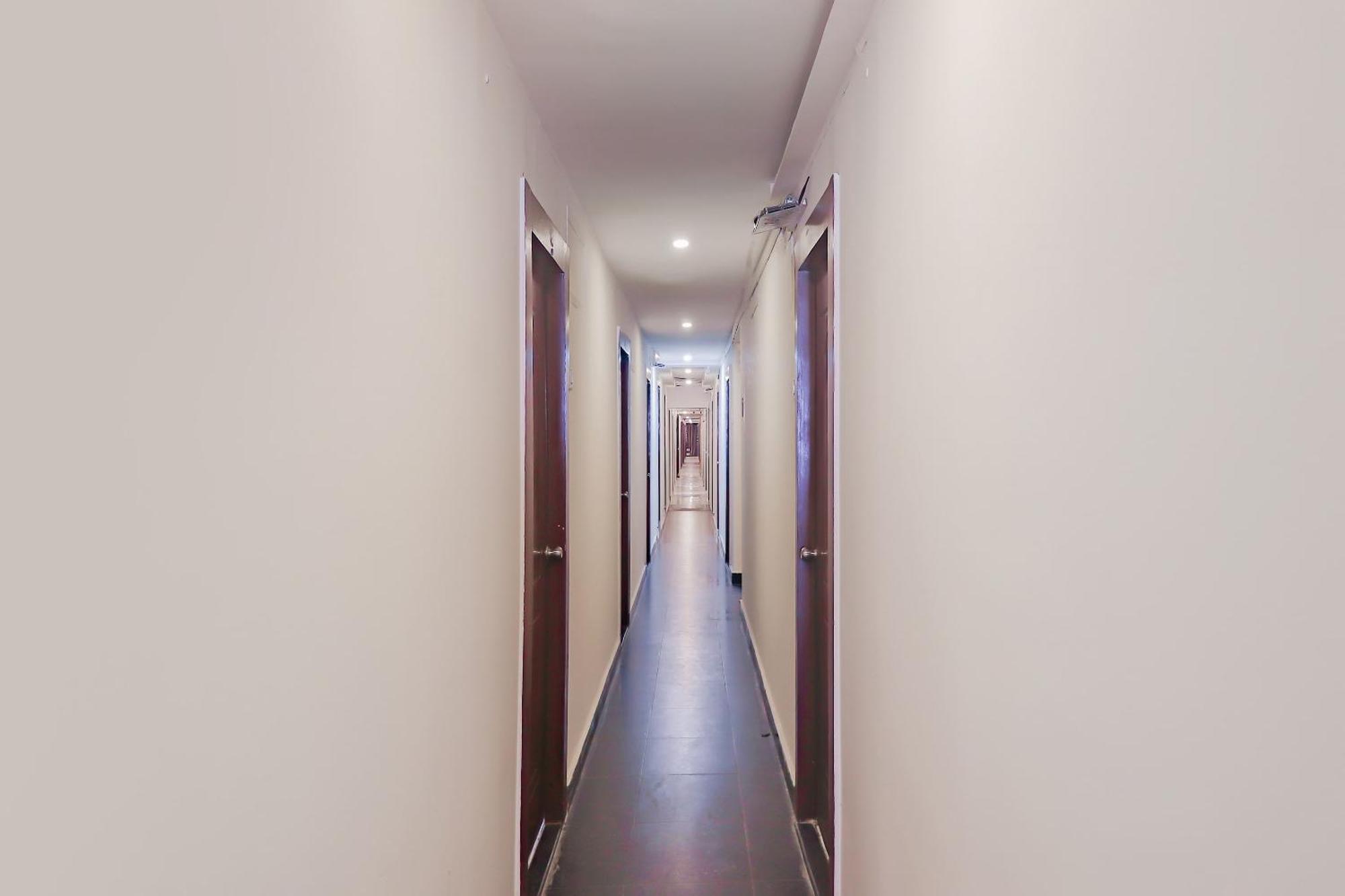 Oyo Adda Rooms Hyderabad Exterior photo