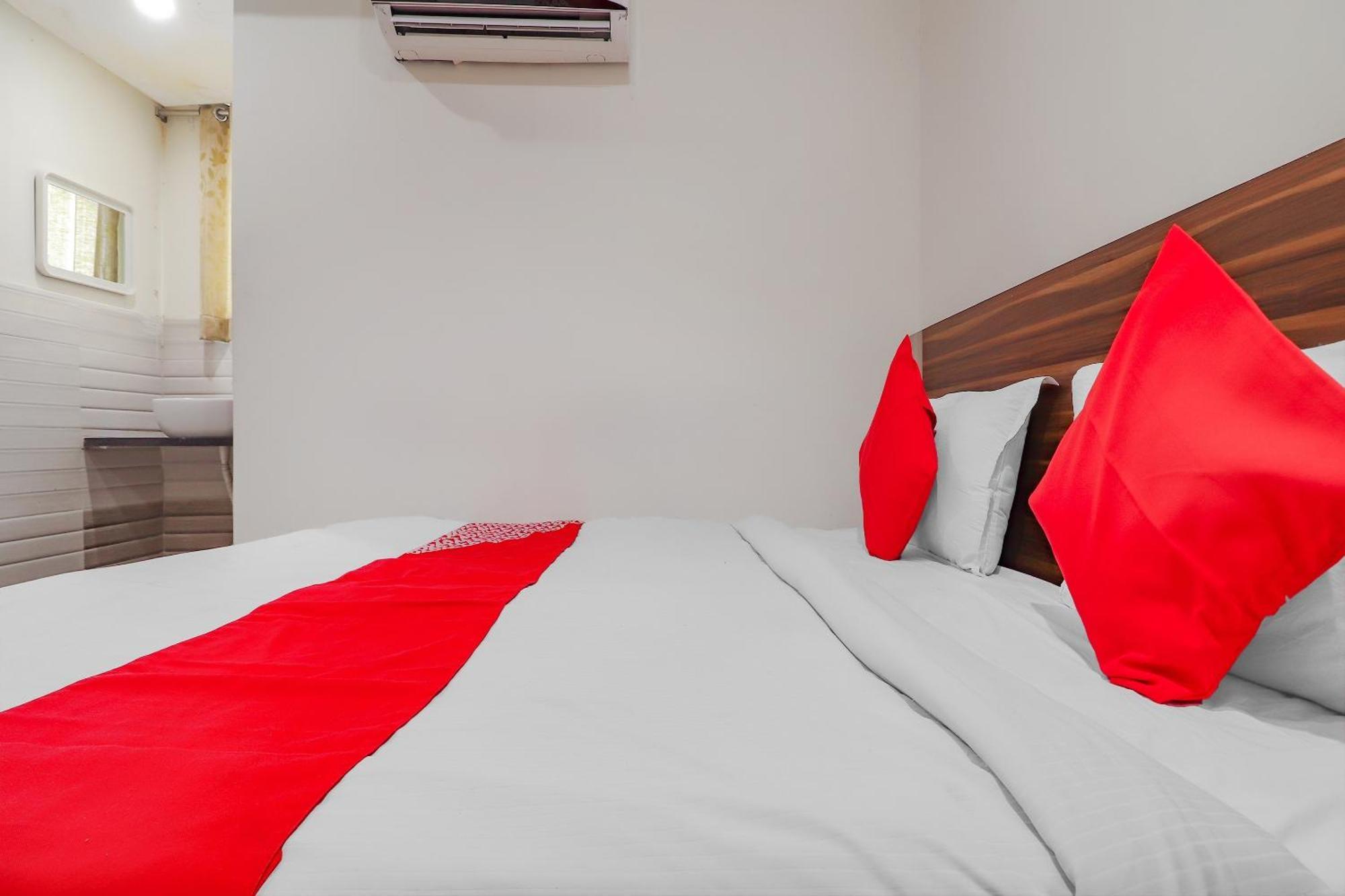 Oyo Adda Rooms Hyderabad Exterior photo